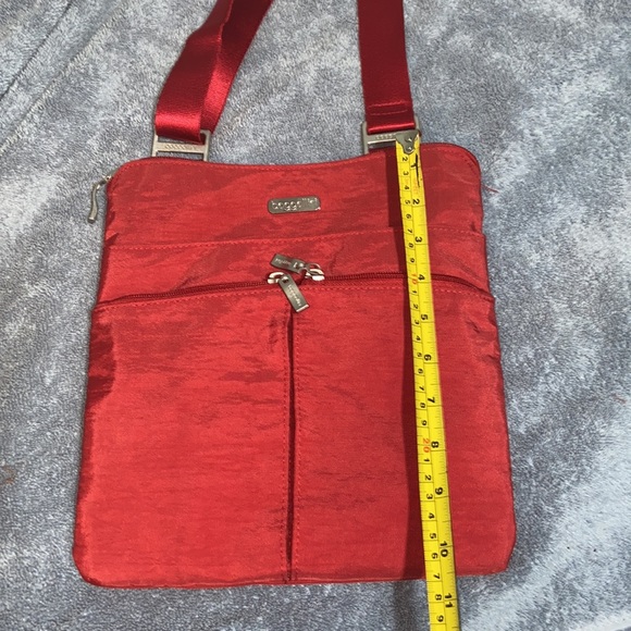 Nwot BAGGALLINI Red Horizon Crossbody Bag Purse Nylon Pockets - Picture 5 of 10